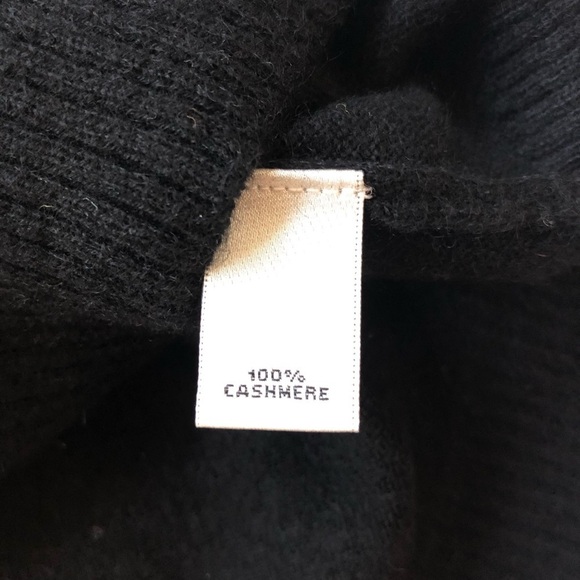 Neiman Marcus LOVE black crew neck cashmere sweater with rainbow graphic, Sz. L - Picture 6 of 6